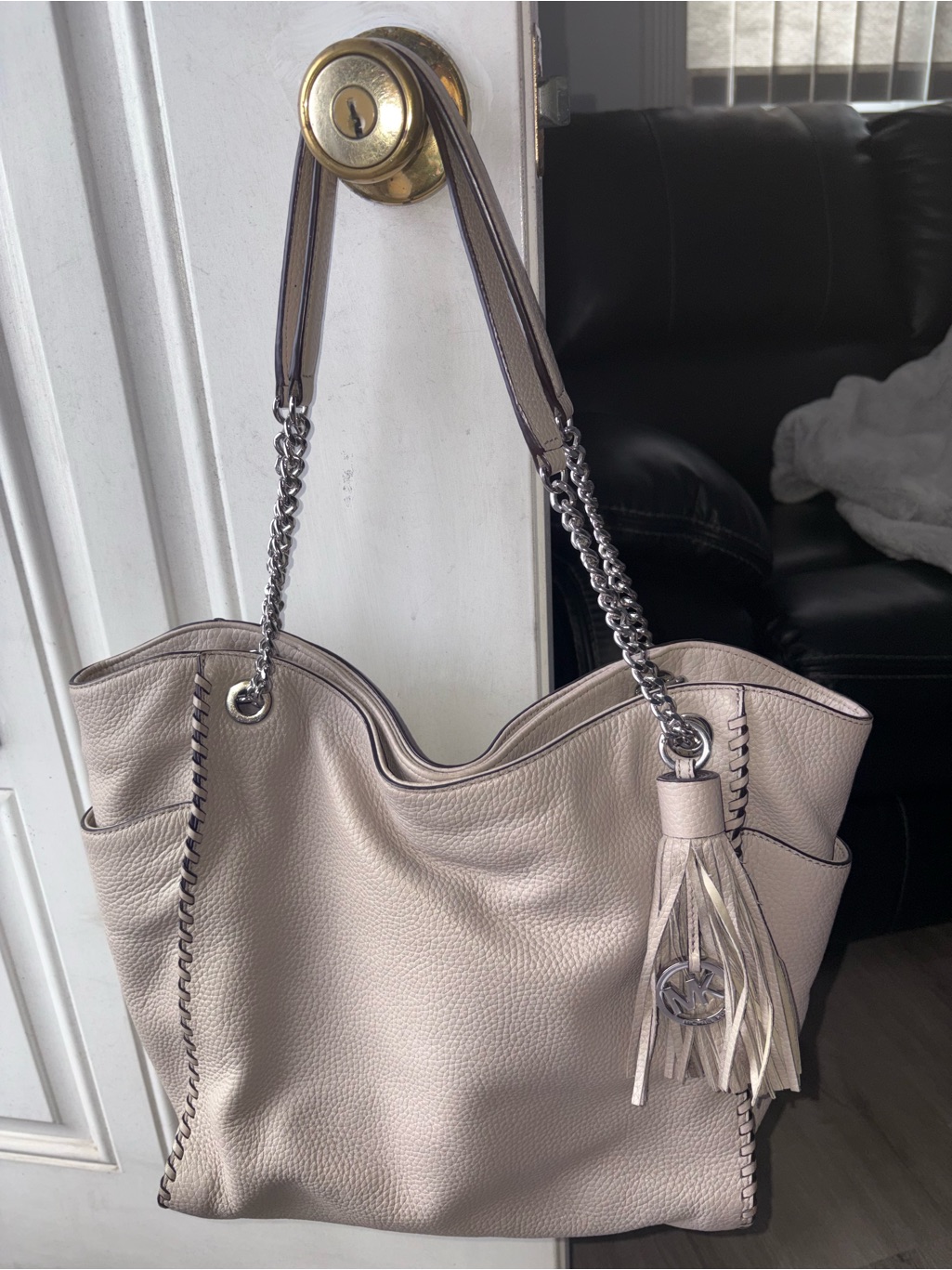 Women's Michael Kors Gray Leather Tassel Shoulder Bag